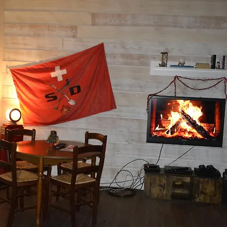 Grande Avec 4 Lits Pour 4 A 5 Personnes